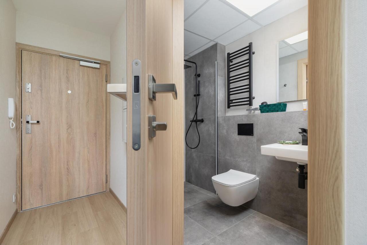 Cozy Studio Apartments Sauna & Ac Krakow By Noclegi Renters Exteriör bild